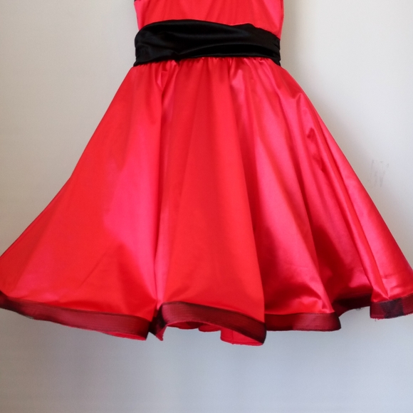 Dance Recital Costume Child-Medium or Large Red NEW Toule Pageant - Picture 9 of 12